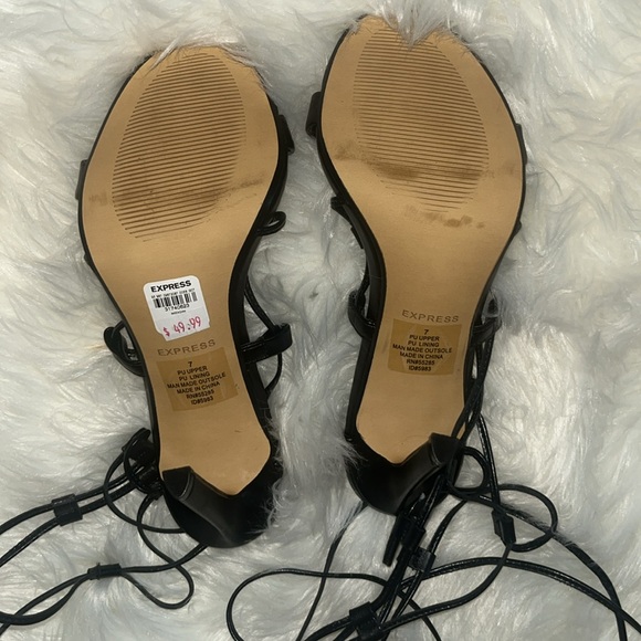 Express lace up heels - Picture 6 of 6